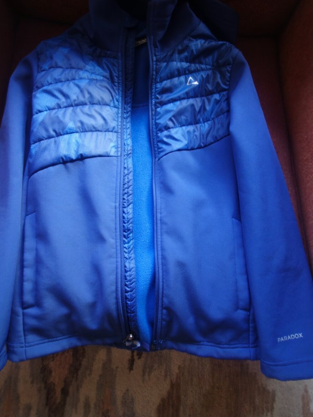 Kids jacket Durable Water Repellent (DWR) 10 y.o.